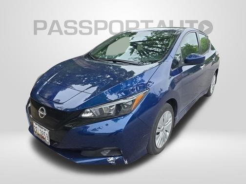 Deep Blue Pearl 2023 Nissan Leaf S 40 kWh