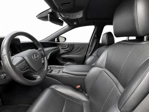 Obsidian 2018 Lexus LS 500 Base