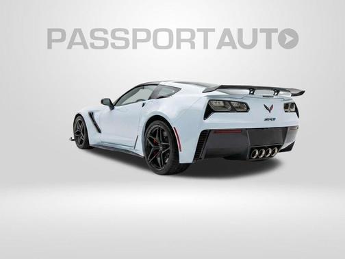 Ceramic Matrix Gray Metallic 2019 Chevrolet Corvette ZR1