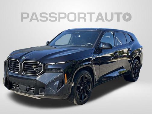 Carbon Black Metallic 2025 BMW XM Base