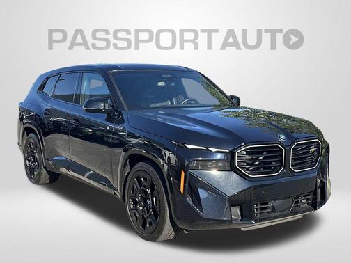 Carbon Black Metallic 2025 BMW XM Base