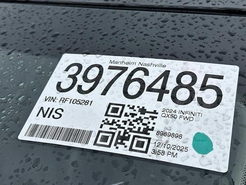 2024 INFINITI QX50 LUXE