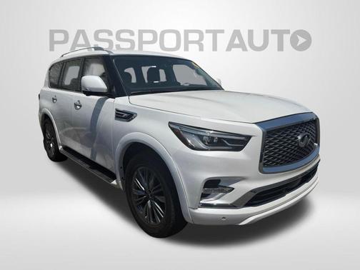 Moonstone White 2024 INFINITI QX80 Luxe