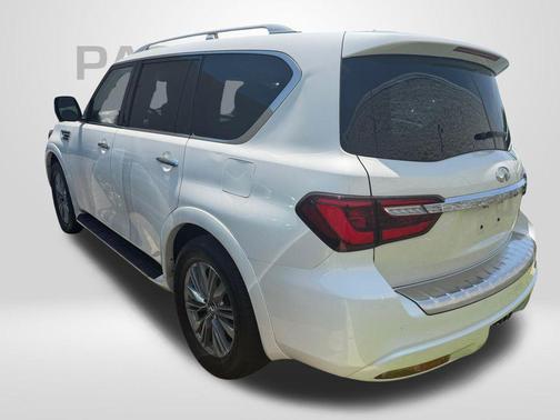 Moonstone White 2024 INFINITI QX80 Luxe