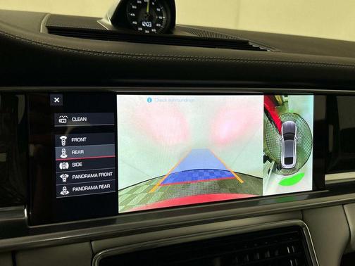 2019 Porsche Panamera 4 Executive