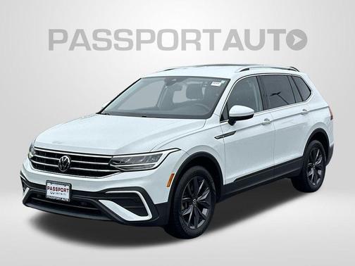 Pure White 2022 Volkswagen Tiguan 2.0T SE