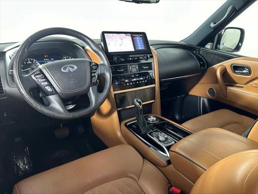 2024 INFINITI QX80 SENSORY AWD