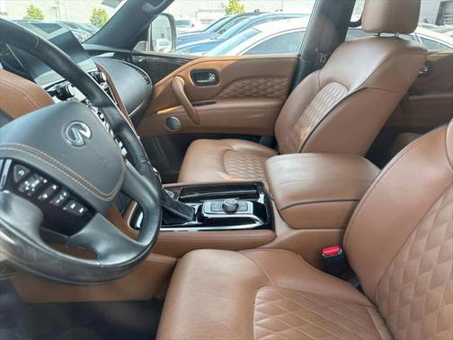 2024 INFINITI QX80 SENSORY AWD