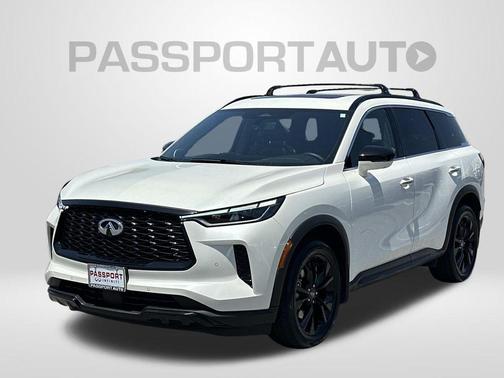 Majestic White 2025 INFINITI QX60 Luxe