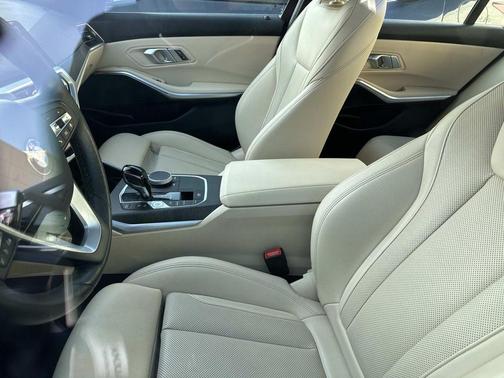 2022 BMW 330 xDrive