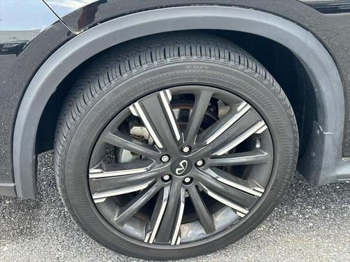 2022 INFINITI QX50 LUXE AWD