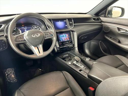 2022 INFINITI QX50 LUXE AWD