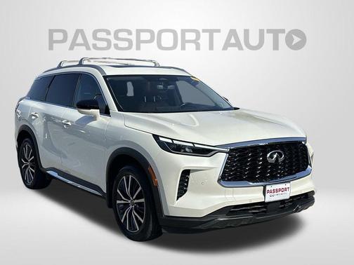 Majestic White 2024 INFINITI QX60 SENSORY