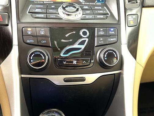 2013 Hyundai SONATA Limited