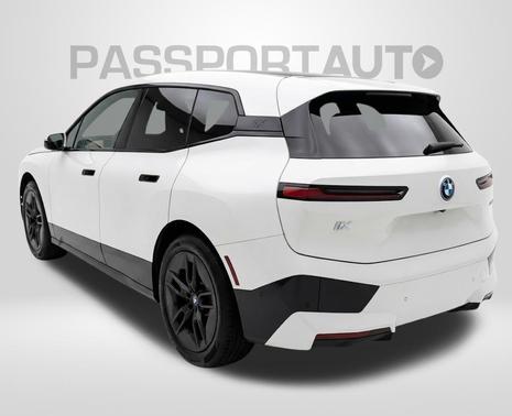 Alpine White 2023 BMW iX xDrive50