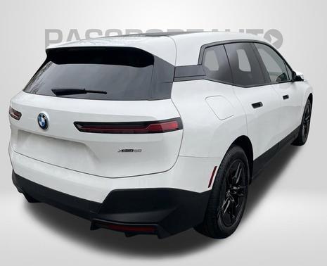 Alpine White 2023 BMW iX xDrive50