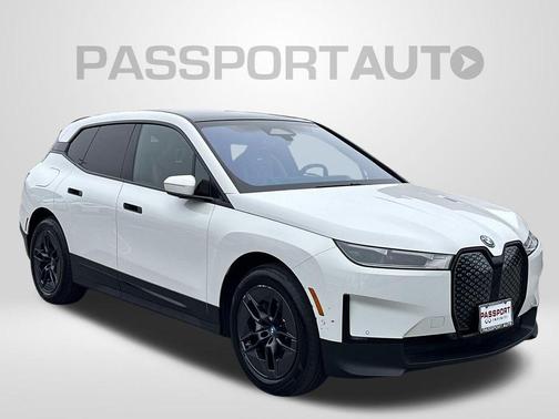 Alpine White 2023 BMW iX xDrive50