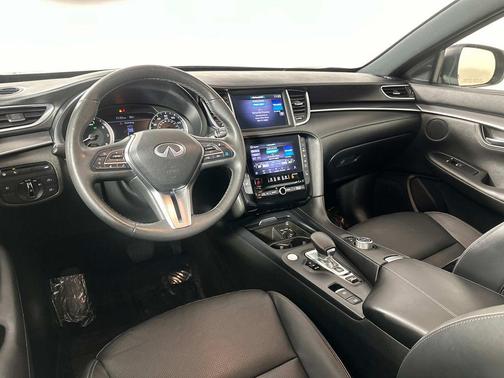 2023 INFINITI QX55 LUXE