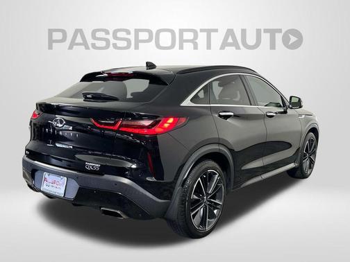 2023 INFINITI QX55 LUXE