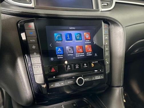 2023 INFINITI QX50 LUXE AWD