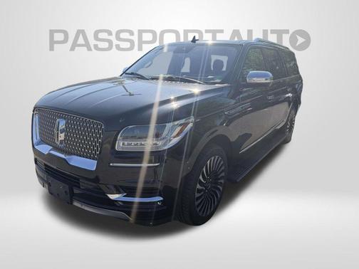 INFINITE BLACK METALLIC 2019 Lincoln Navigator L Black Label