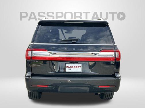 INFINITE BLACK METALLIC 2019 Lincoln Navigator L Black Label