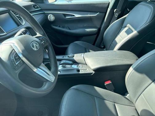 2024 INFINITI QX50 LUXE AWD
