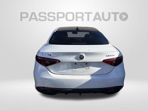 2018 Alfa Romeo Giulia Ti Sport