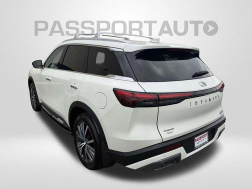 Majestic White 2025 INFINITI QX60 SENSORY