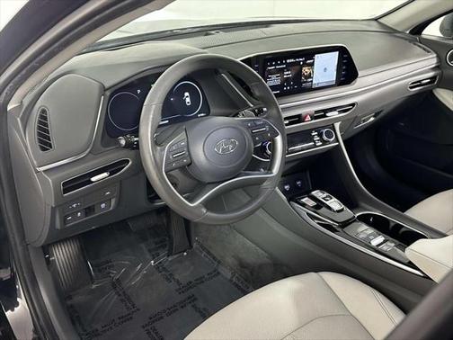 2022 Hyundai SONATA Limited