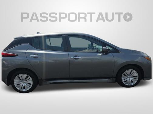Gun Metallic 2023 Nissan Leaf S 40 kWh
