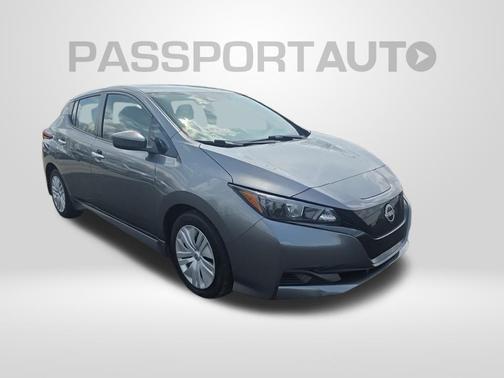 Gun Metallic 2023 Nissan Leaf S 40 kWh