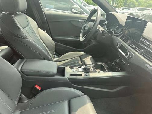 2021 Audi A4 45 S line Premium