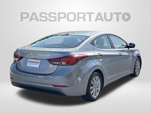 Shale Gray Metallic 2016 Hyundai ELANTRA SE