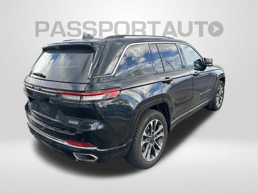 2023 Jeep Grand Cherokee Overland