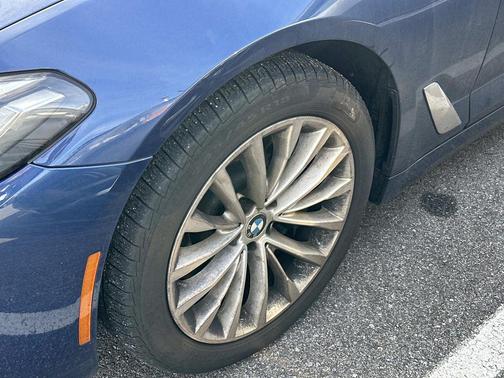 2023 BMW 530 i xDrive