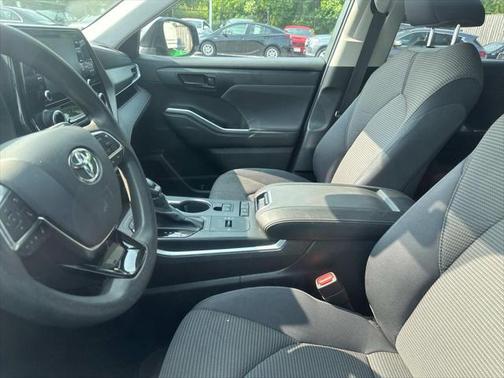 2021 Toyota Highlander L