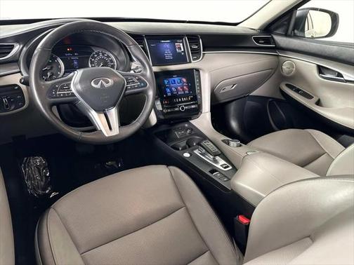 2023 INFINITI QX50 LUXE AWD