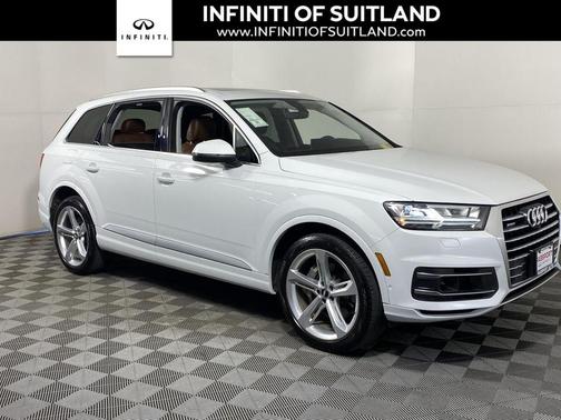 Photo 1 of 26 of 2019 Audi Q7 55 Prestige