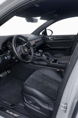 2023 Porsche Cayenne Turbo GT