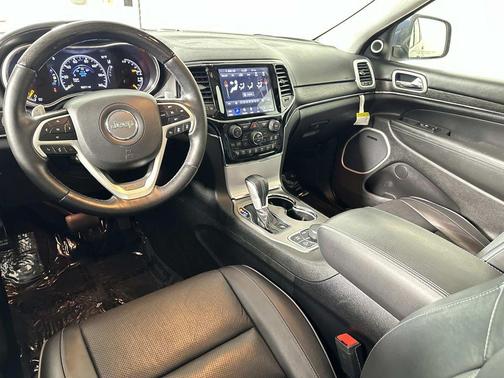 2021 Jeep Grand Cherokee Summit