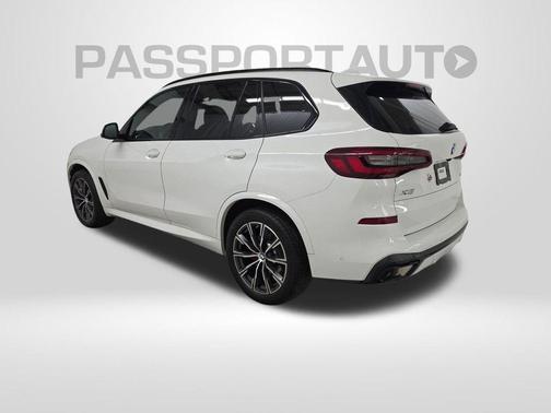 Alpine White 2023 BMW X5 xDrive40i
