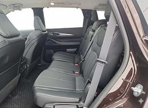 2022 INFINITI QX60 Luxe