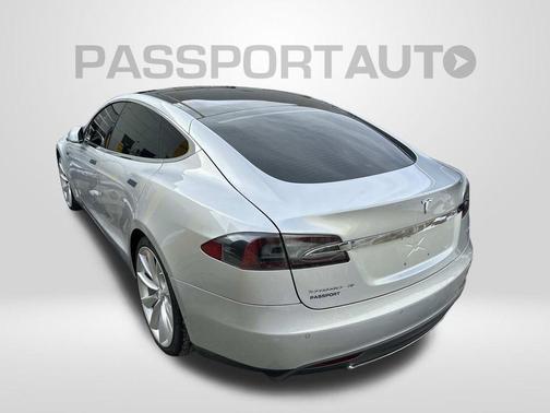 2014 Tesla Model S Base
