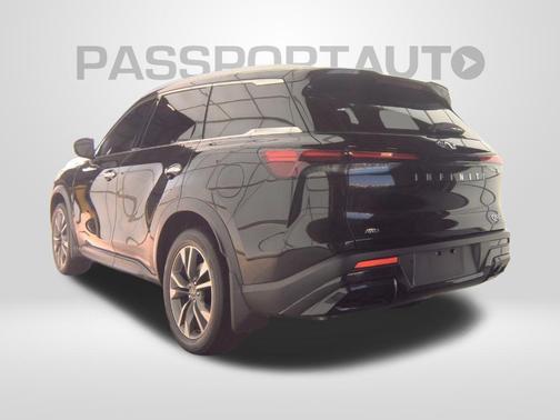 Mineral Black 2025 INFINITI QX60 Luxe