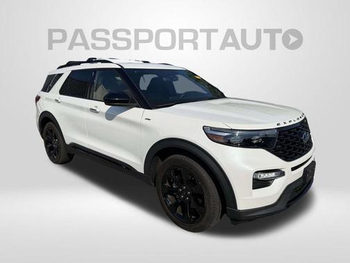 STAR WHITE MET TRI-COAT 2023 Ford Explorer ST-Line