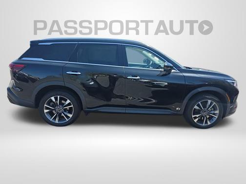 Mineral Black 2023 INFINITI QX60 Luxe