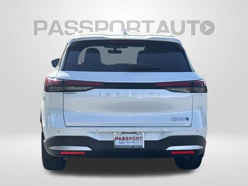Radiant White 2026 INFINITI QX60 LUXE AWD