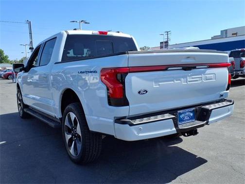 2025 Ford F-150 Lightning Platinum