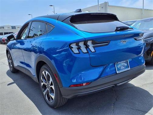 2025 Ford Mustang Mach-E Select